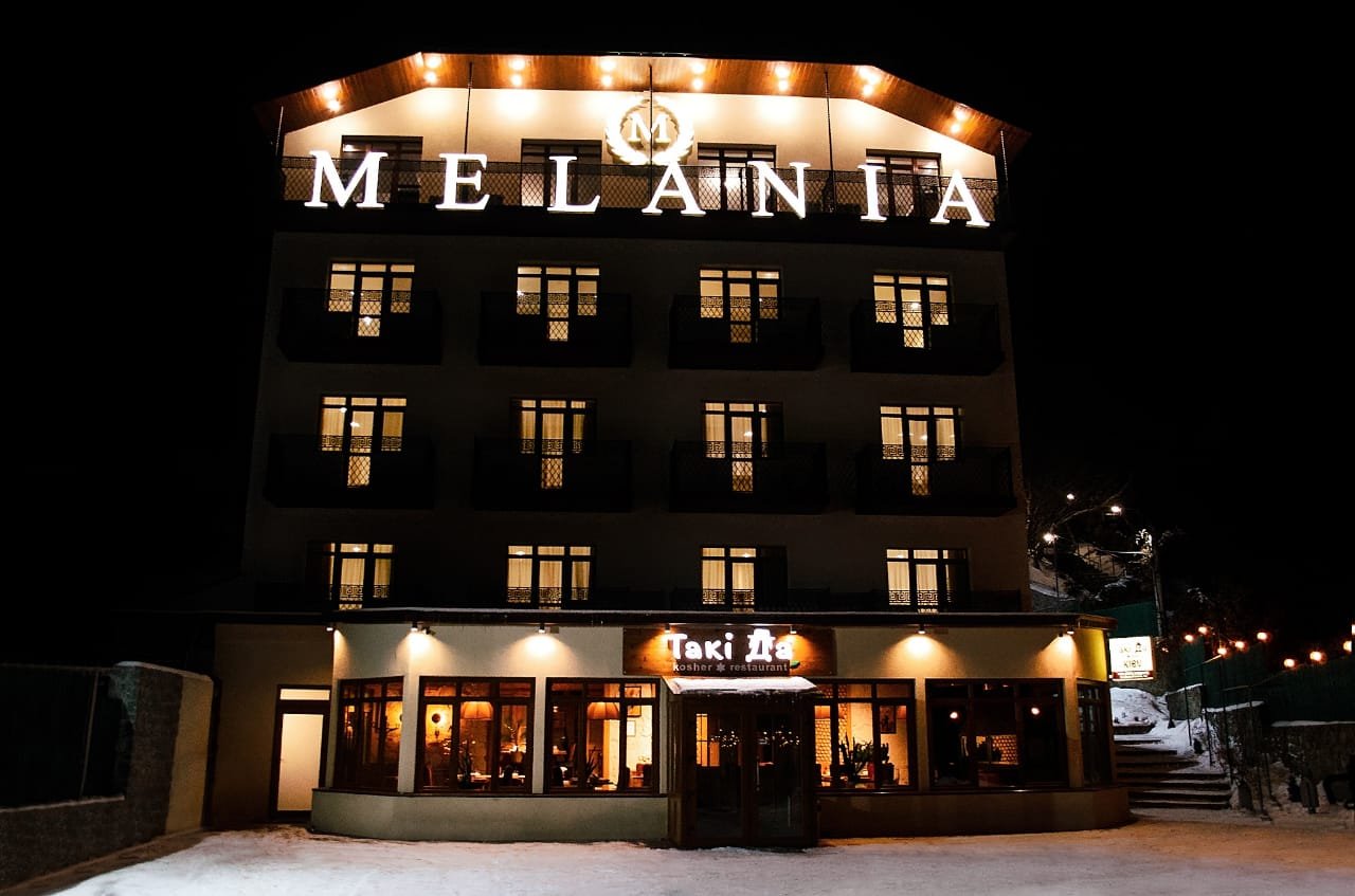 Melania-浴室