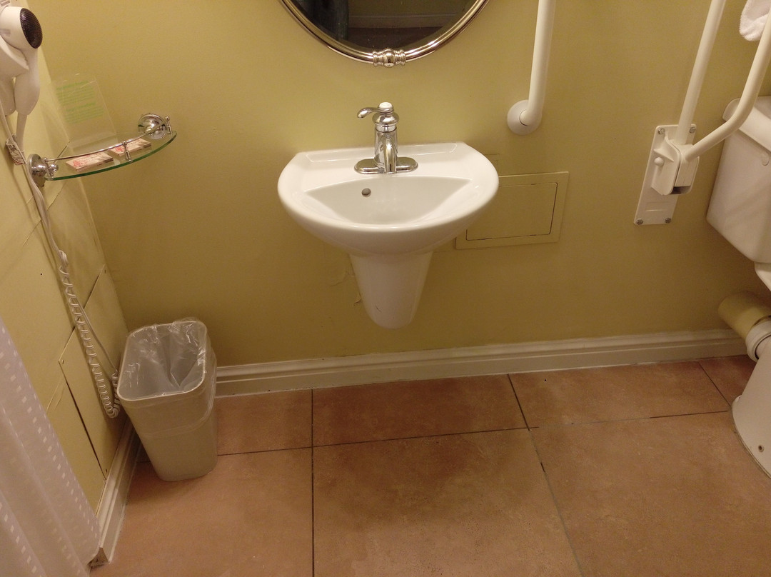 Holiday Inn Express & Suites Trincity Trinidad Airport By IHG主图
