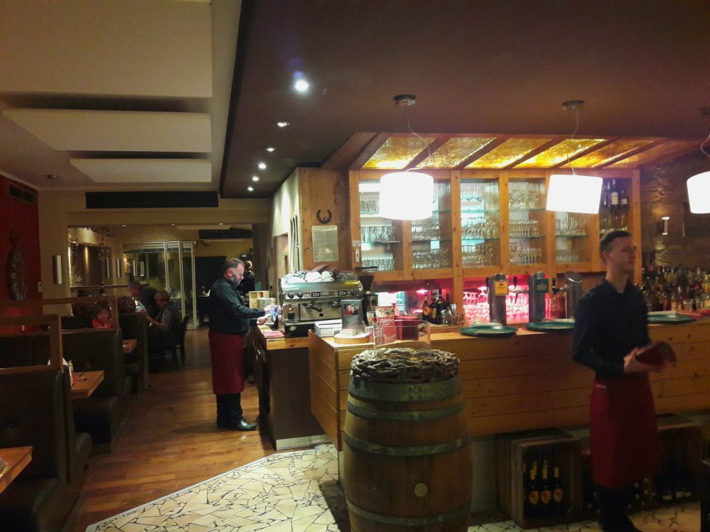 Sasso-Pizzeria