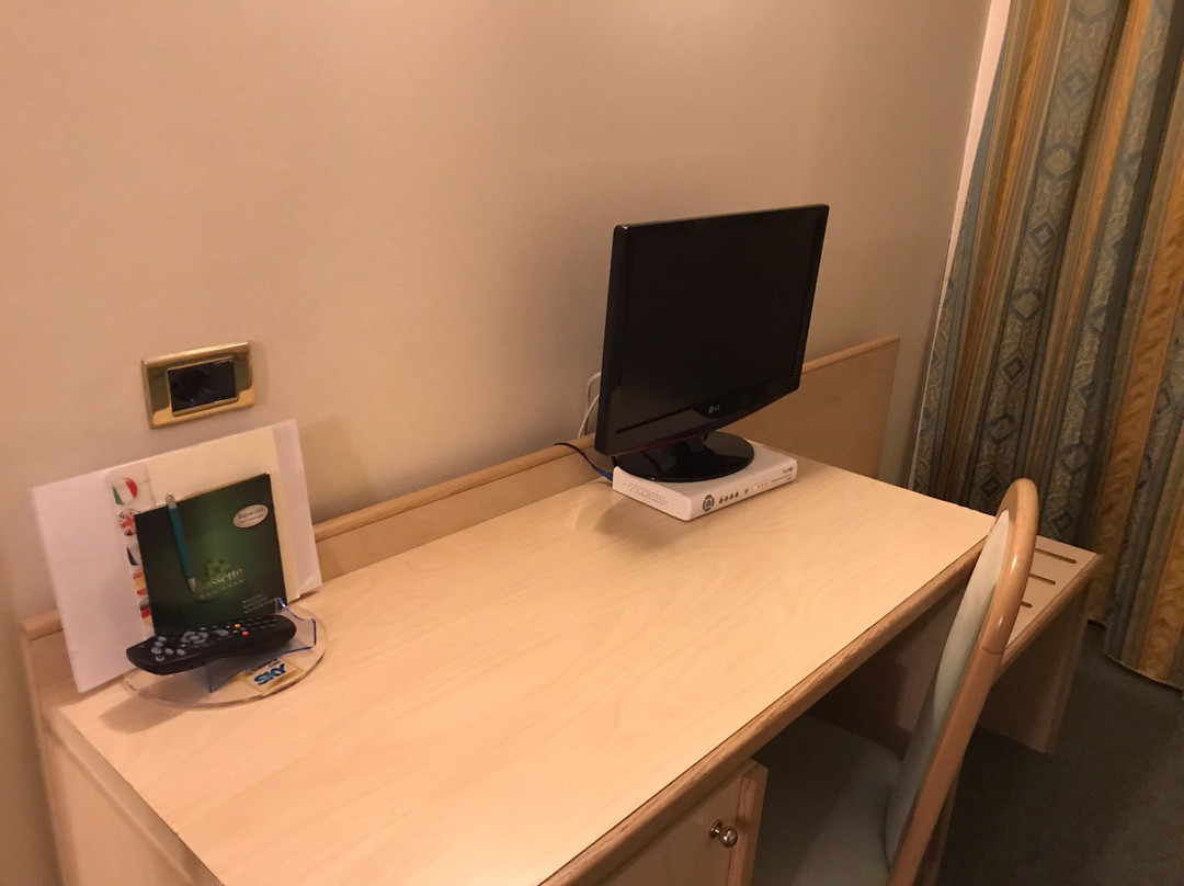 Fumone酒店住宿-Hotel Bassetto