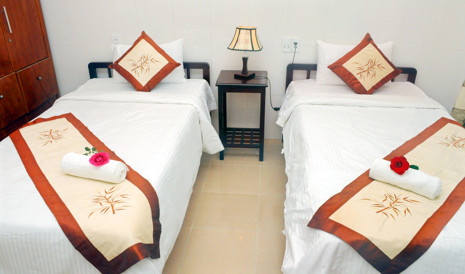 Holyland Homestay-官方