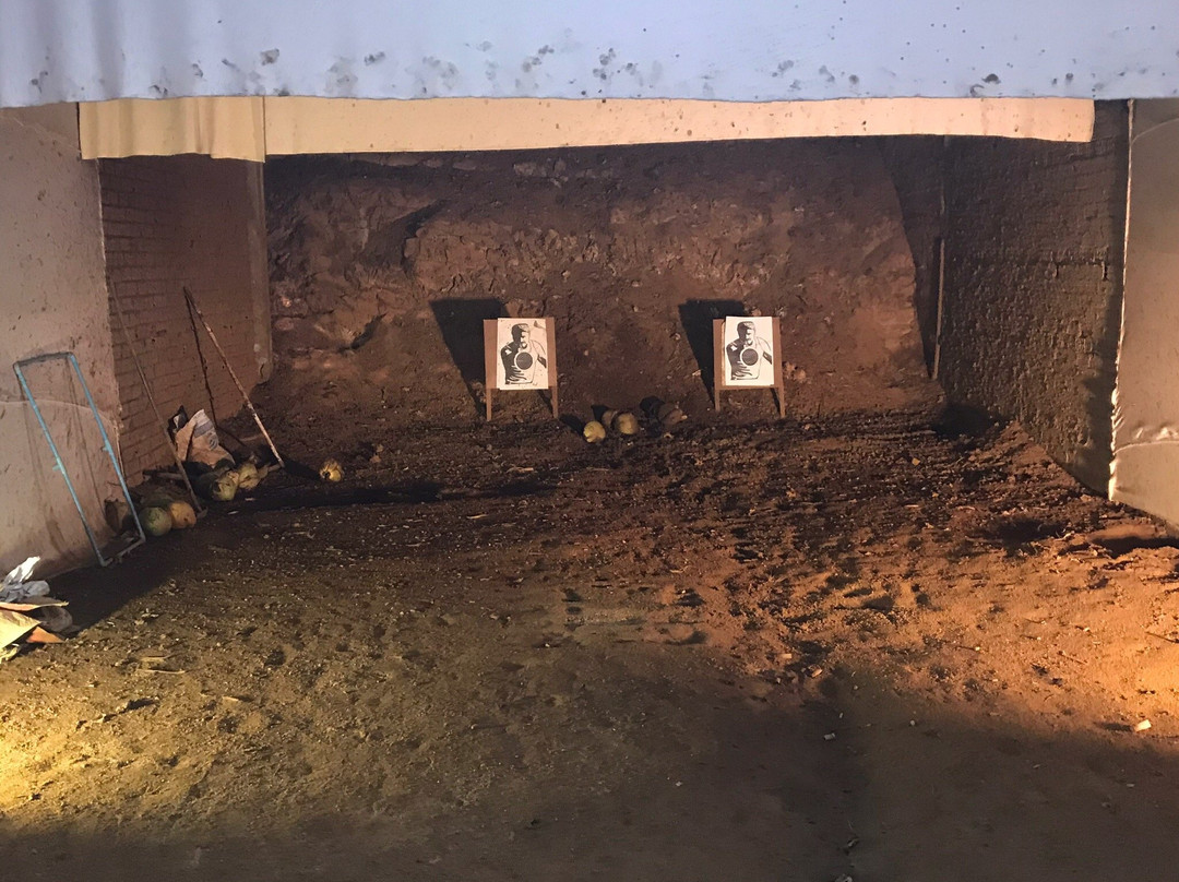 Cambodia Taxi Shooting Range Phnom Penh-金边必去景点