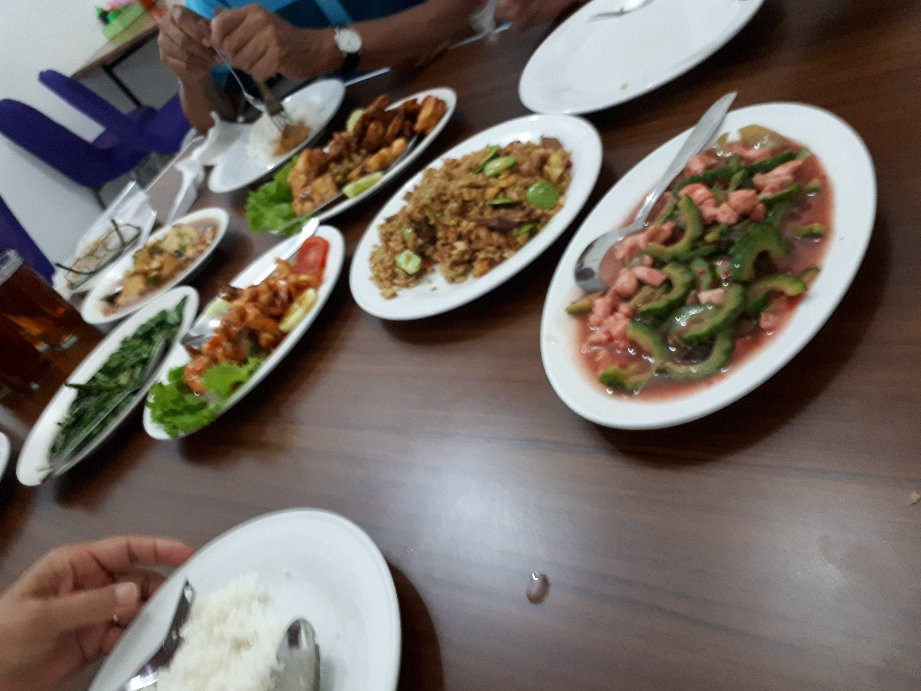 Dunia Baru Chinese Restaurant