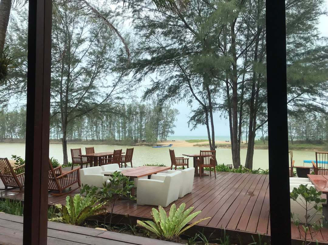 瓦纳卡恩沙滩温泉度假村主图