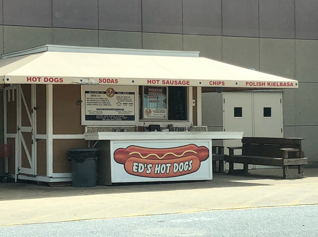 Ed's Hot Dogs