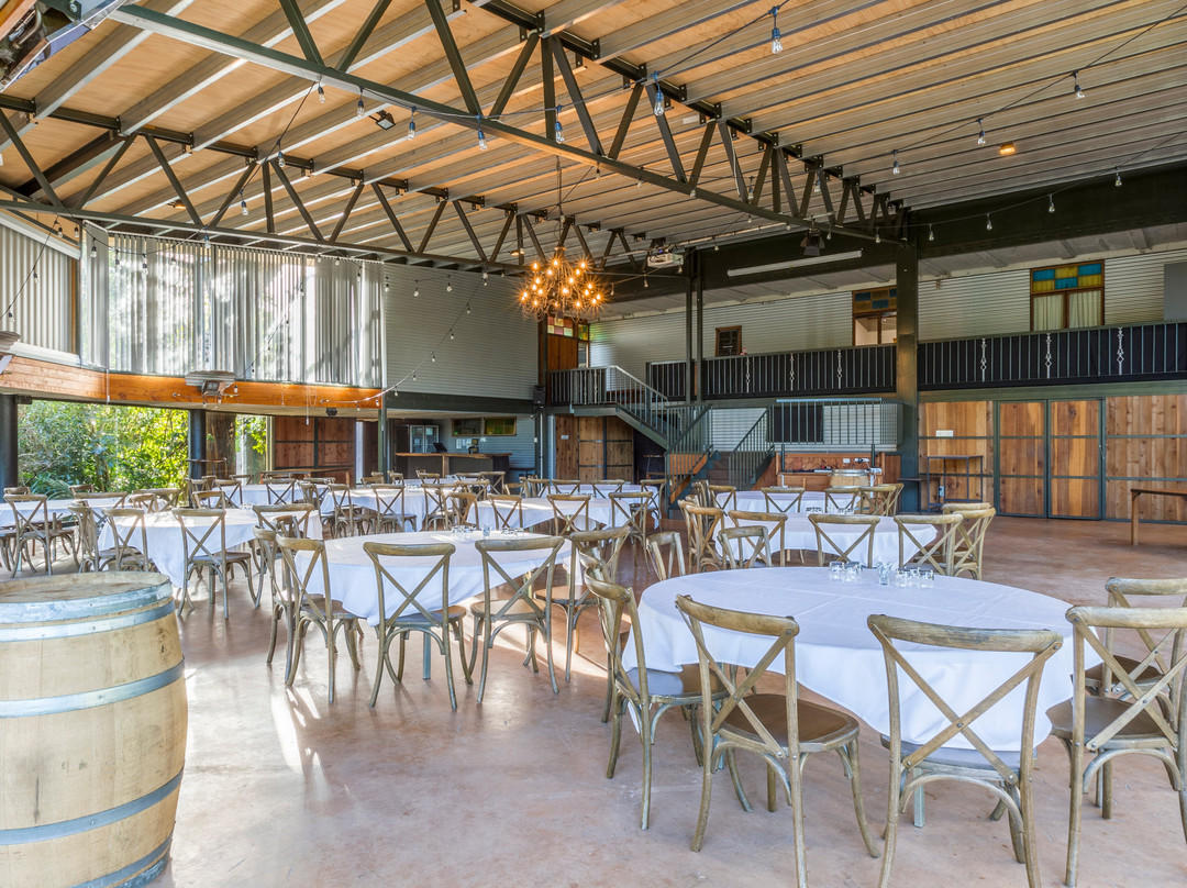 瑟纳罗斯着陆酒店主图