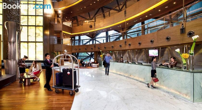 上海滴水湖洲际酒店主图