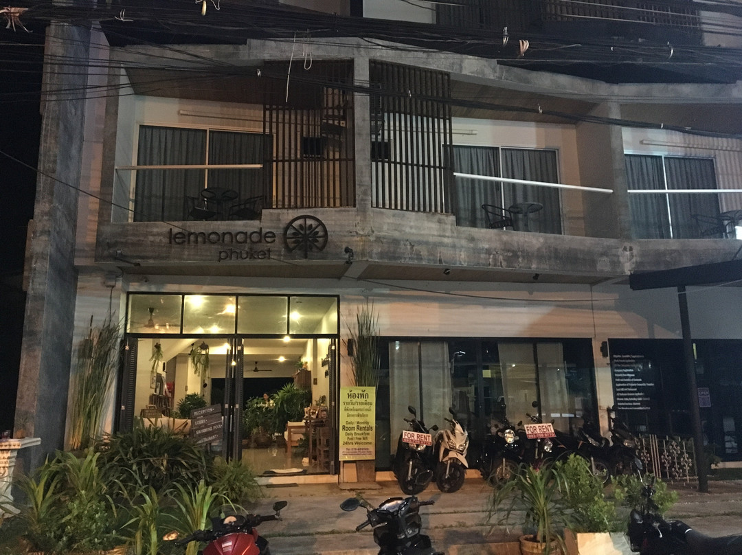 Lemonade Phuket主图