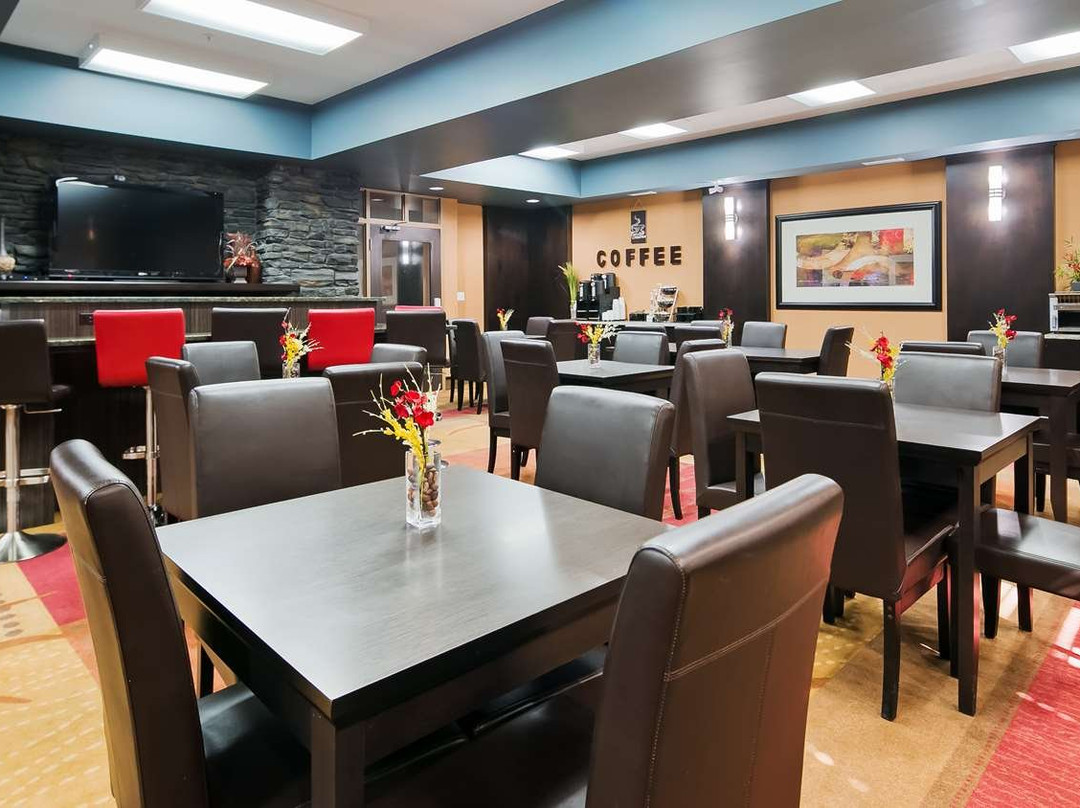 Best Western Bonnyville Inn & Suites主图