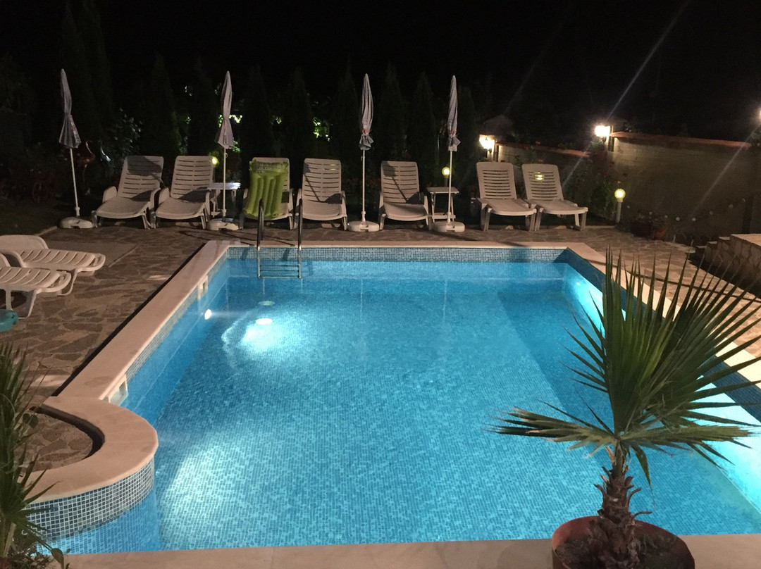 Poseidon Hotel主图