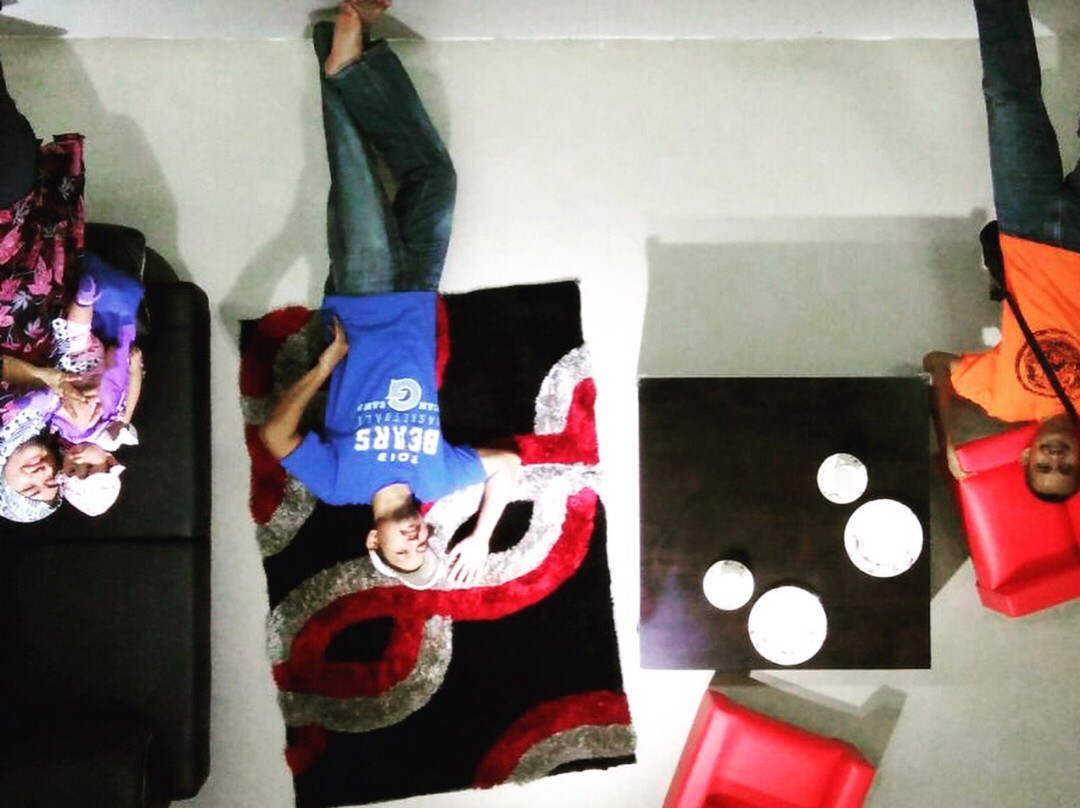 Rumah terbalik port dickson