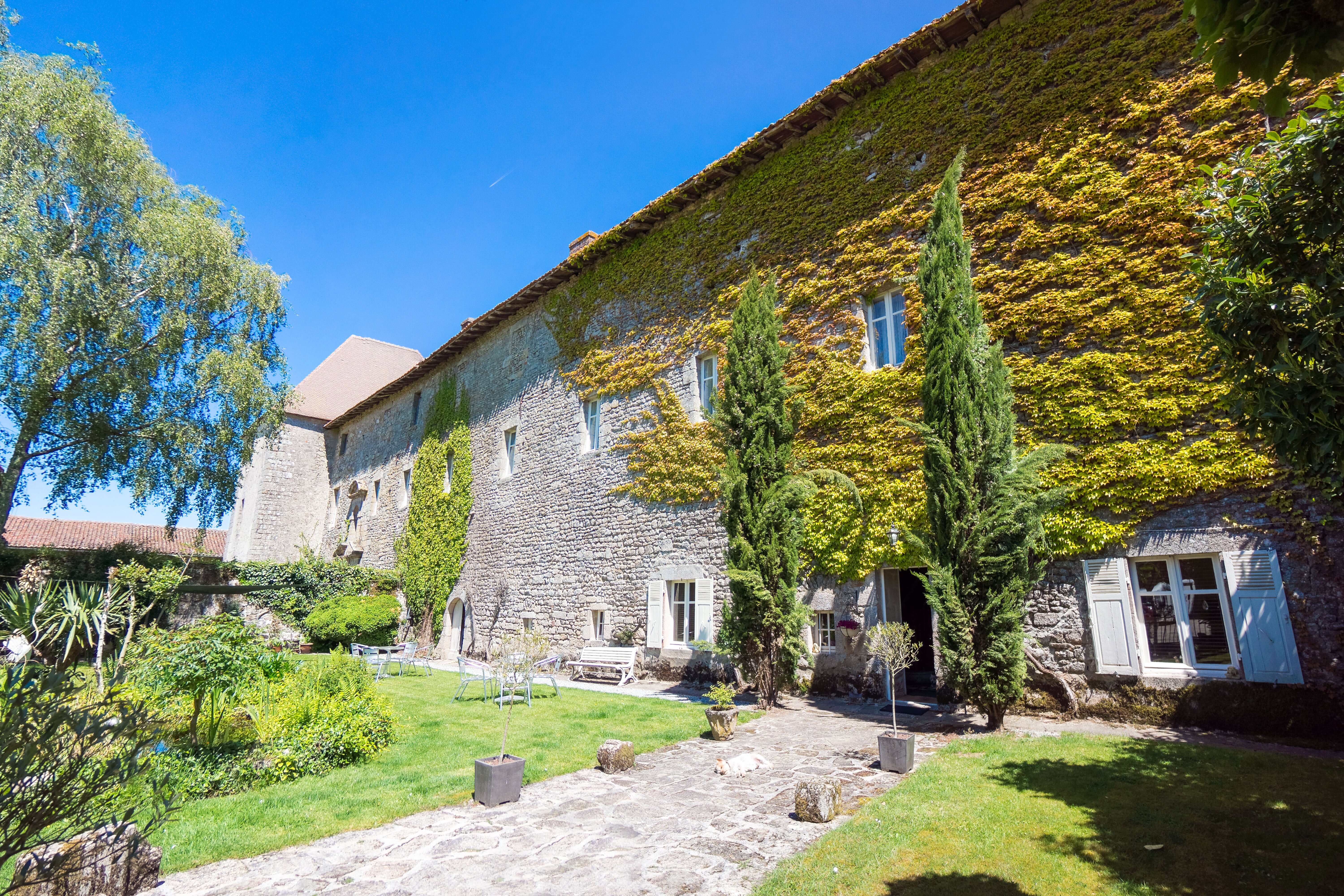 Ancien Couvent Des Carmes-家庭/游戏区