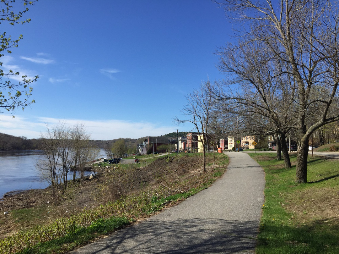 Kennebec River Rail Trail景点图片