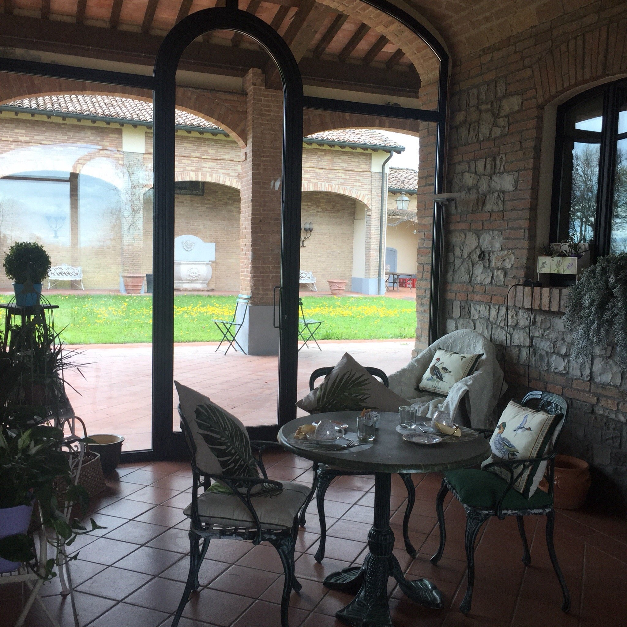 Podere Calvi-Parisetti-官方