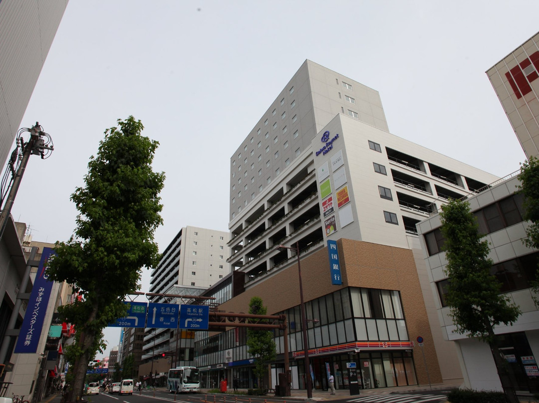 大和鲁内酒店主图