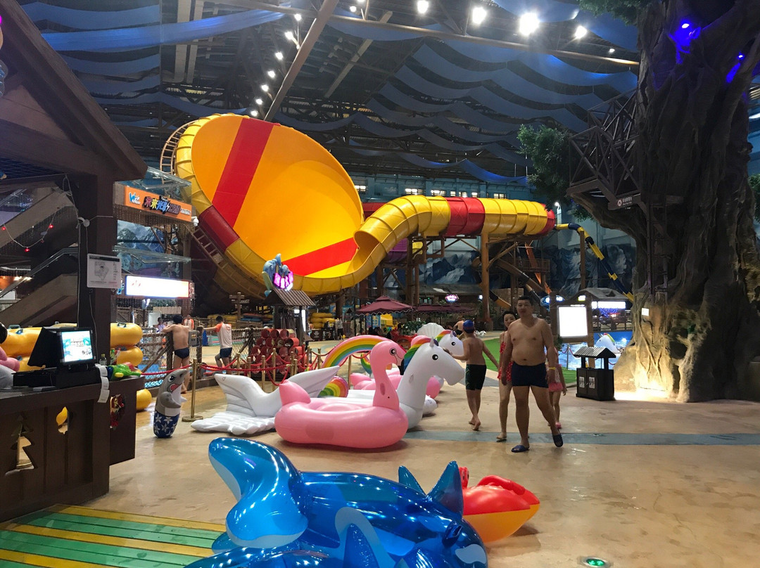 长白山天女浴躬池-长白朝鲜族自治县必去景点