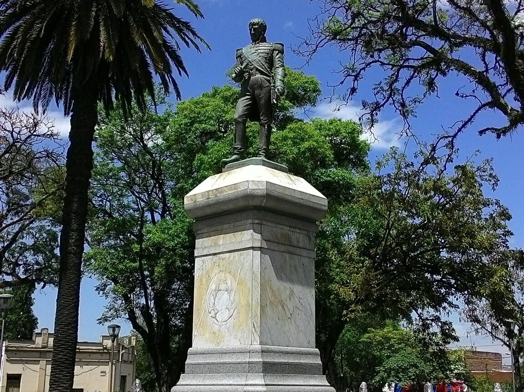 Plaza Belgrano景点图片