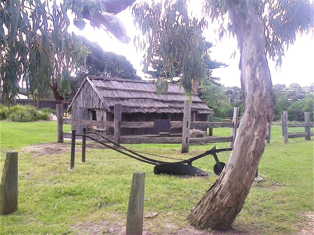 Bark Hut Reserve景点图片