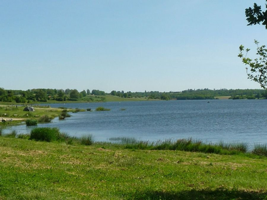 Lac de Mas-Chaban景点图片