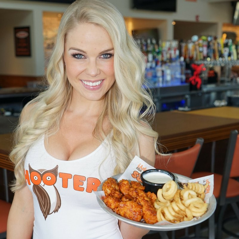 Hooters
