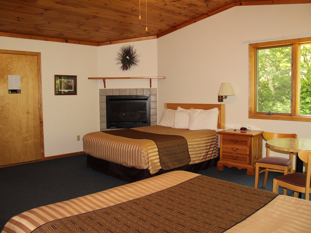 Superior Ridge Resort Motel
