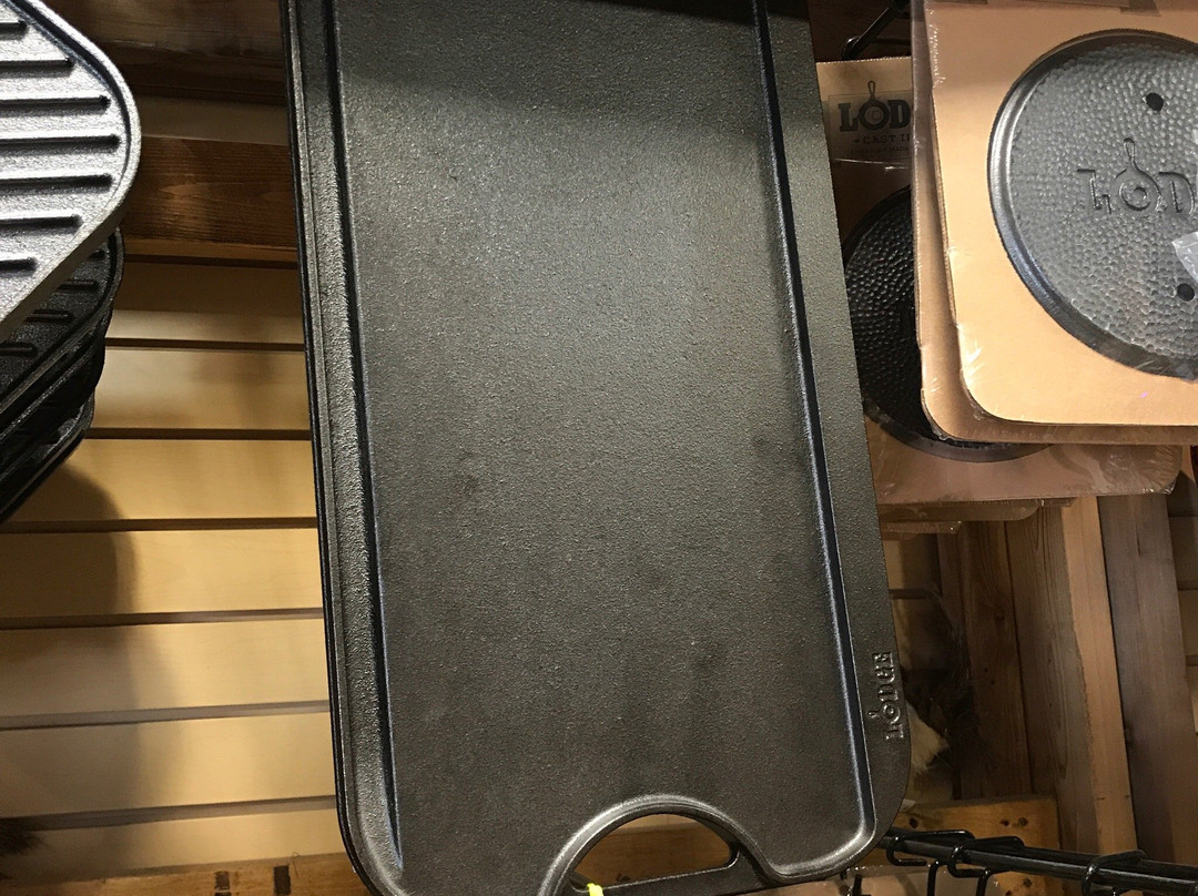 Lodge Cast Iron Factory Store - Pigeon Forge-皮金福奇必去景点