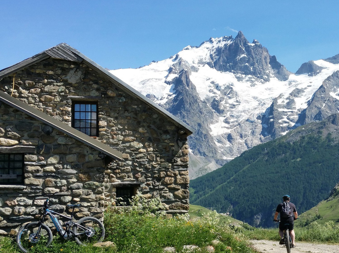 E-Bike Escapes-La Grave必去景点