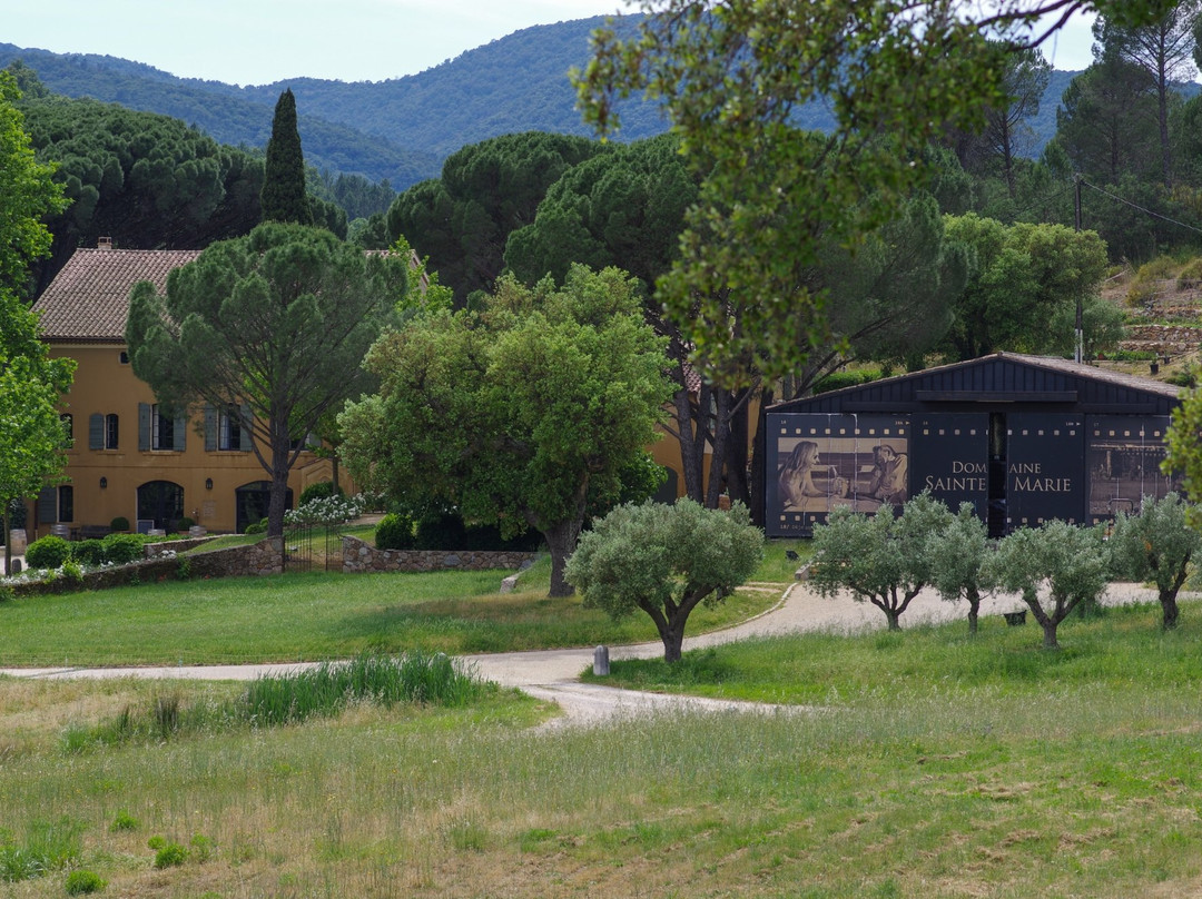 Domaine Sainte Marie-博尔默勒米莫萨必去景点