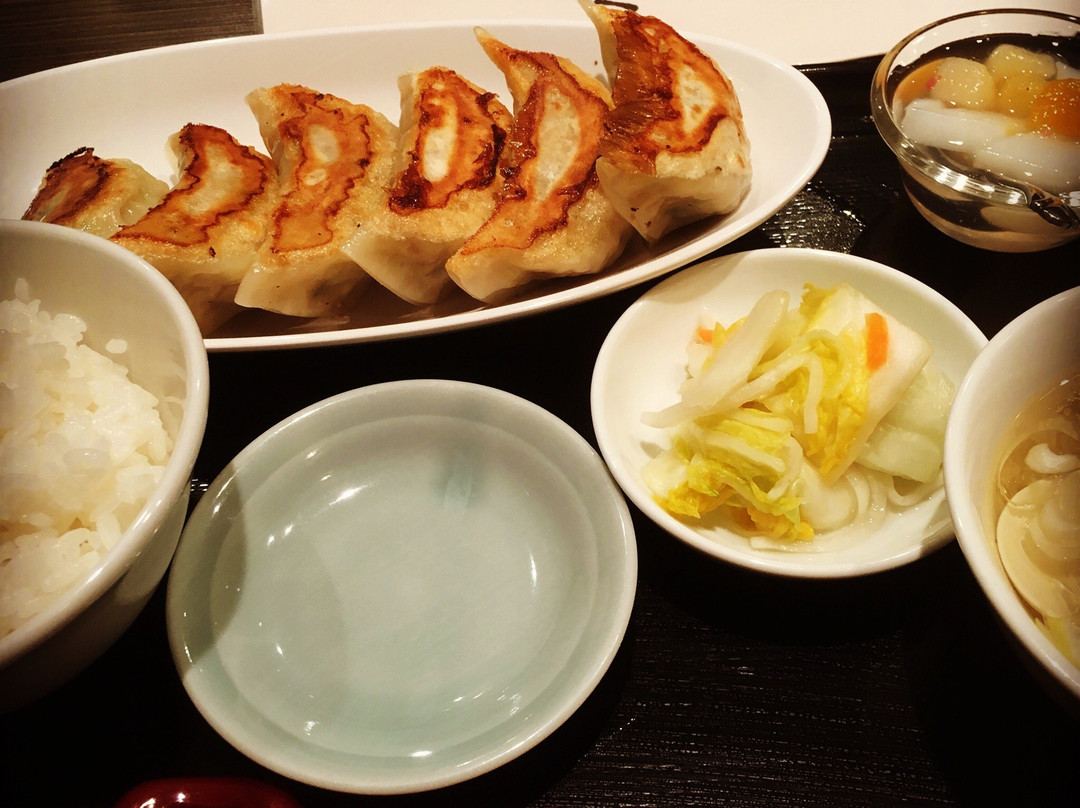 成城飯店