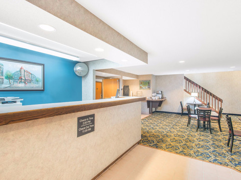 Super 8 by Wyndham Webster/Rochester