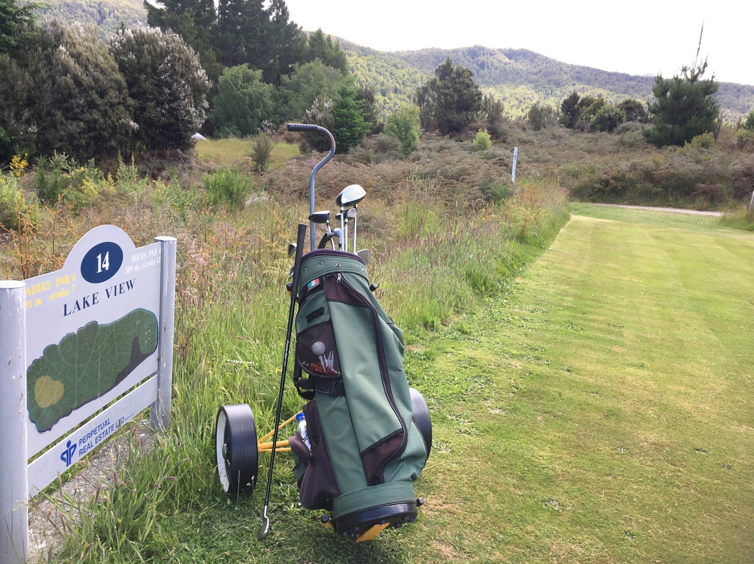 Te Anau Golf Club景点图片