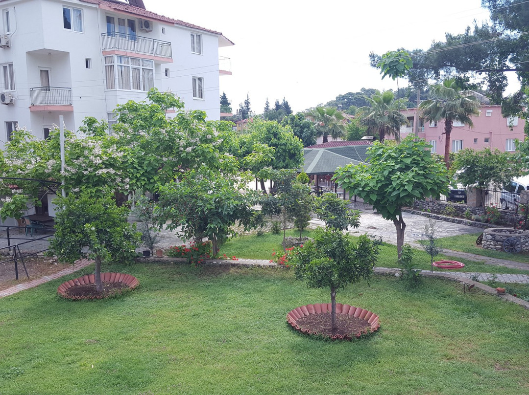 Oranj Ranch Hotel