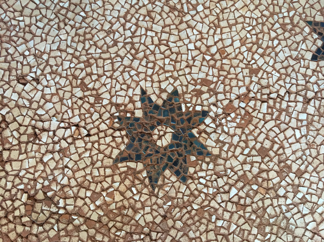 Lords Central Hotel主图