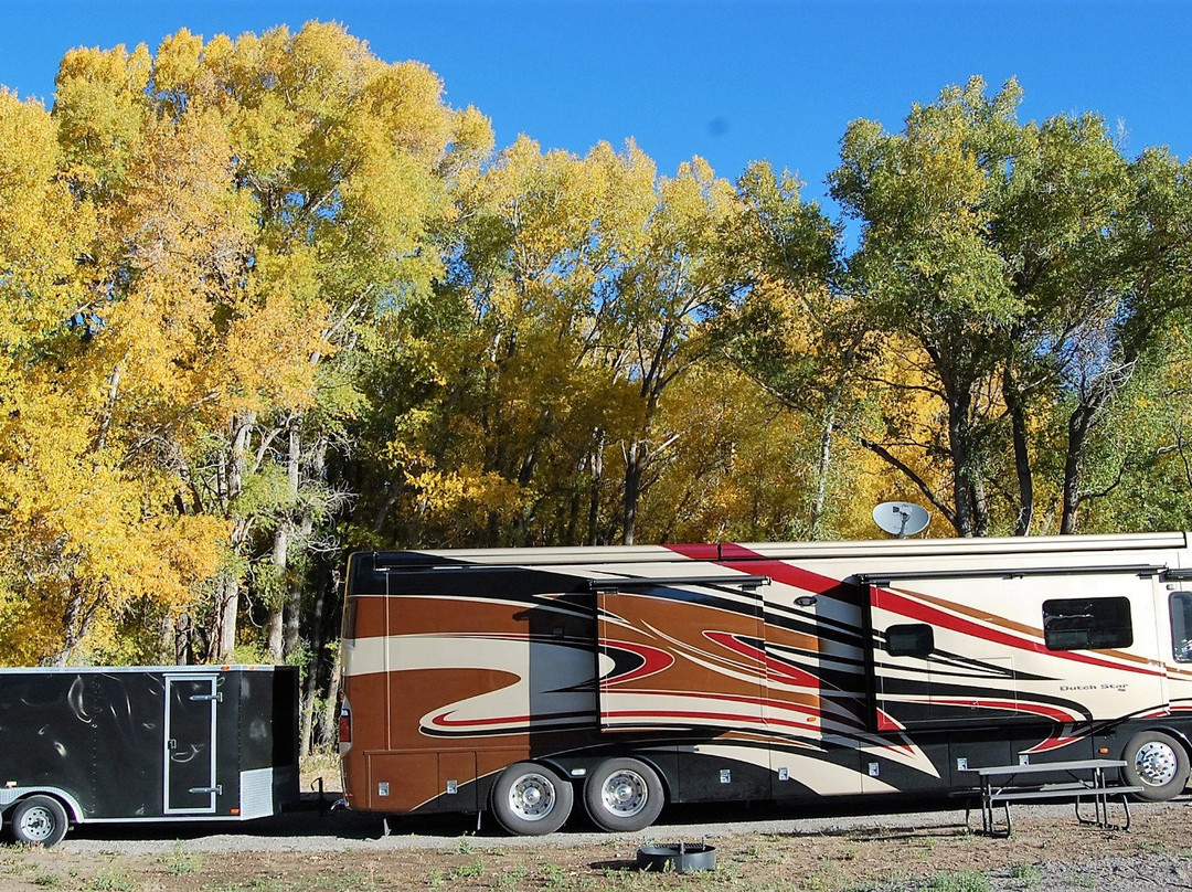 Peacock Meadows Riverside RV Park