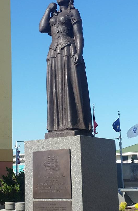 Norwegian Lady Statue-弗吉尼亚海滩必去景点