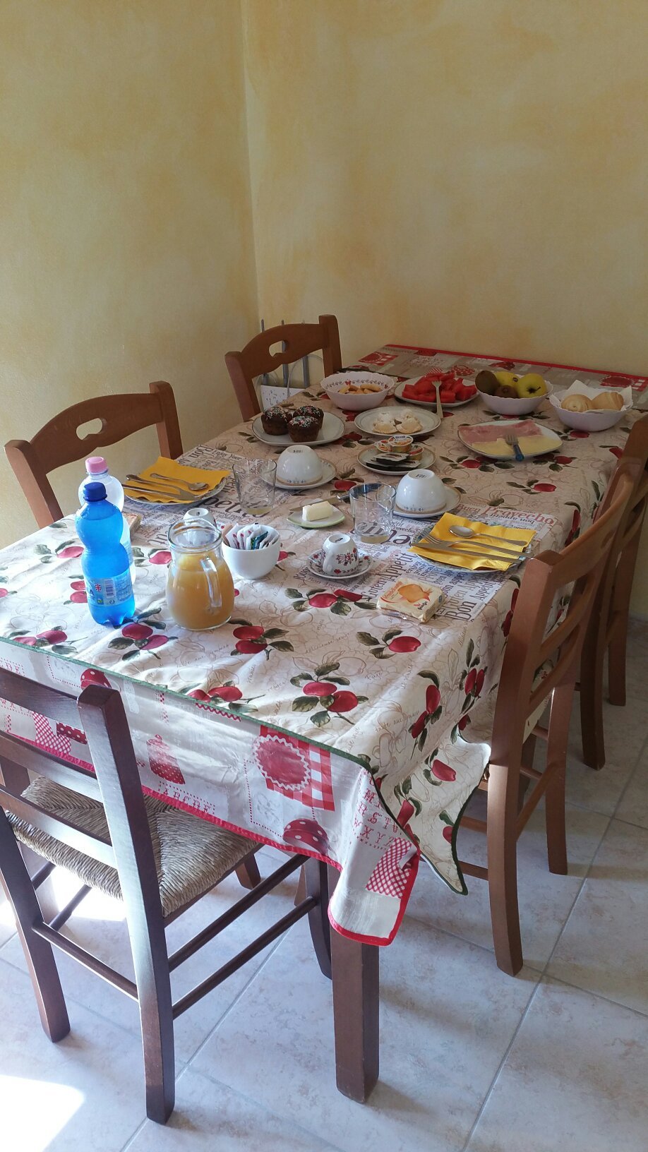 La Pavoncella-官方