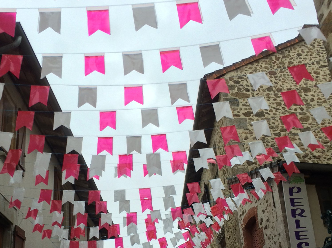 Les Trois Chenes主图