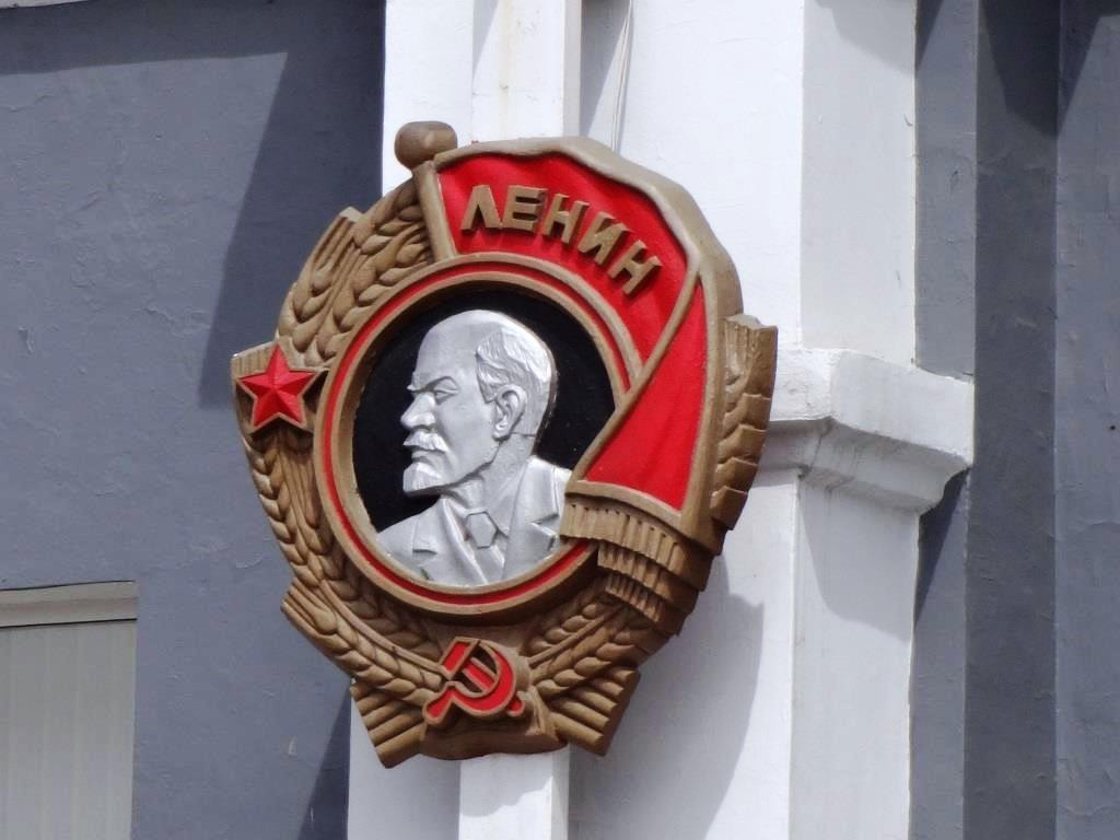 Pervouralsk Novotrubny Plant Building景点图片