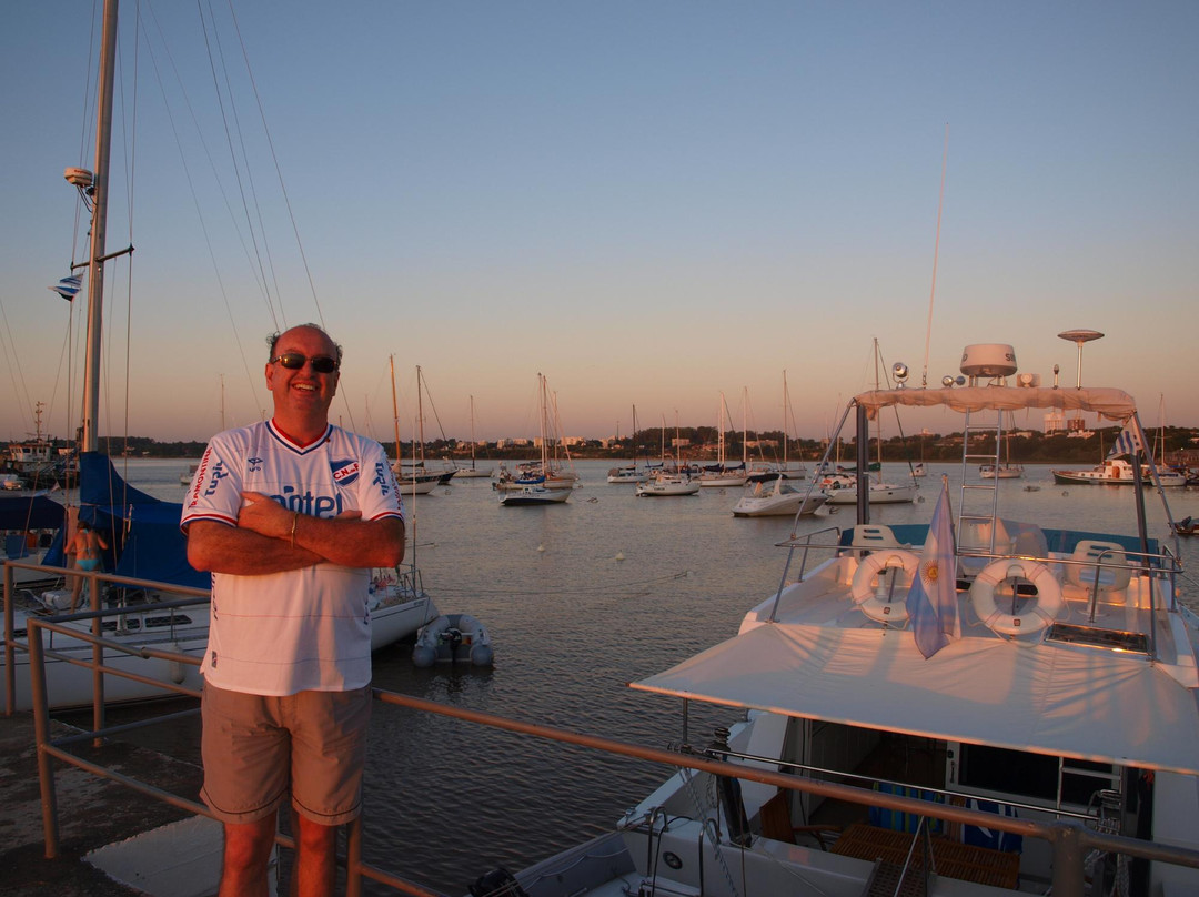 Puerto de Yates-Carmelo必去景点