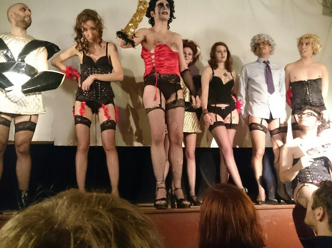 佳龙得电影院-巴黎必去景点