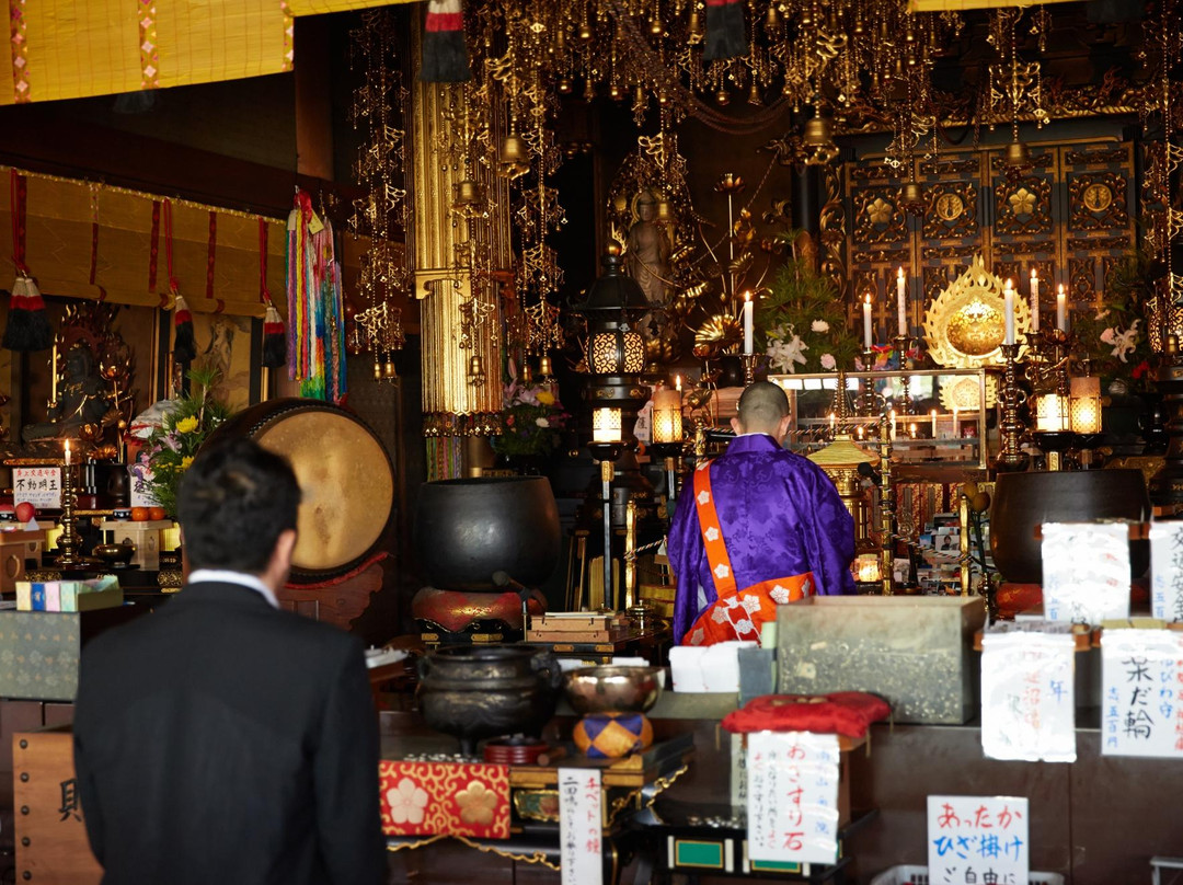 Senki Yakushi Temple景点图片