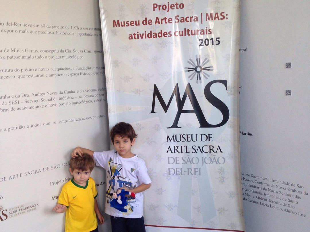 Museu de Arte Sacra-德尔雷伊必去景点