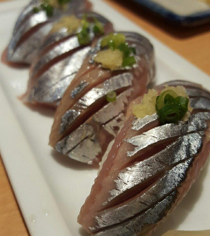 英鮨 中野北口店