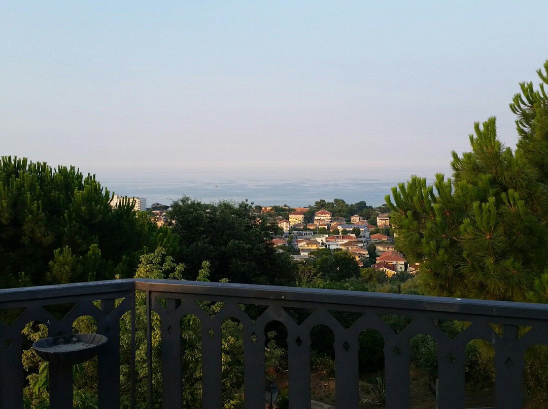 Caffè dello Splendore-朱利亚诺瓦必去景点