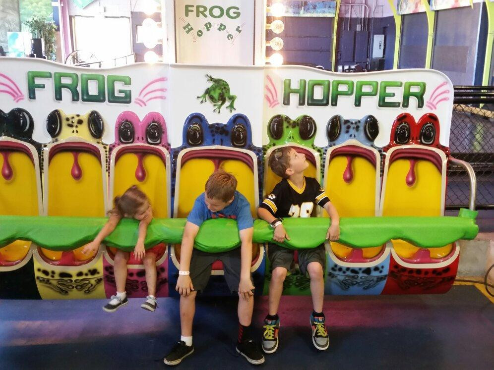 Family Fun Center & Bullwinkles Restaraunt-埃德蒙兹必去景点