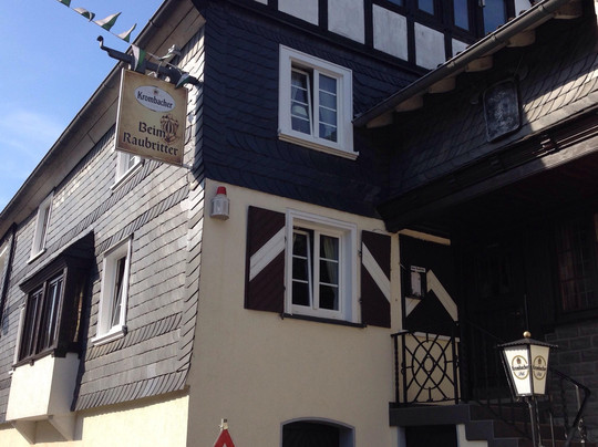 Drolshagen餐馆和美食-Beim Raubritter
