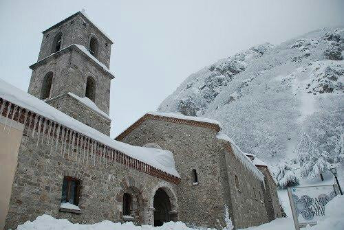 Santuario Santa Maria di Pierno-San Fele必去景点