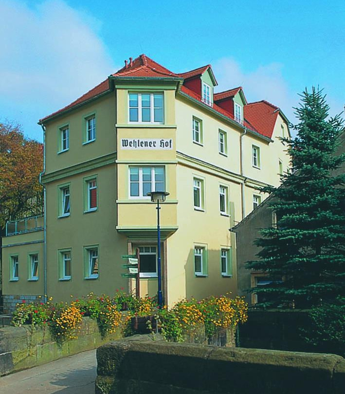 Lohmen酒店住宿-Wehlener Hof