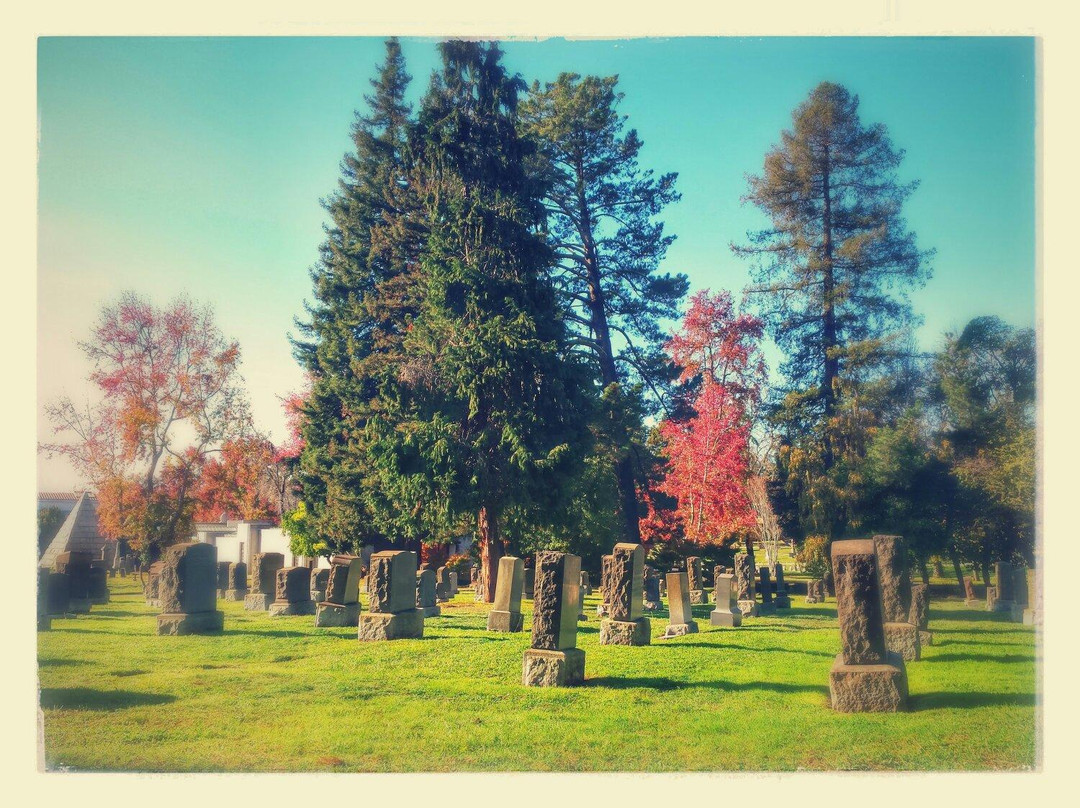 Mountain View Cemetery景点图片