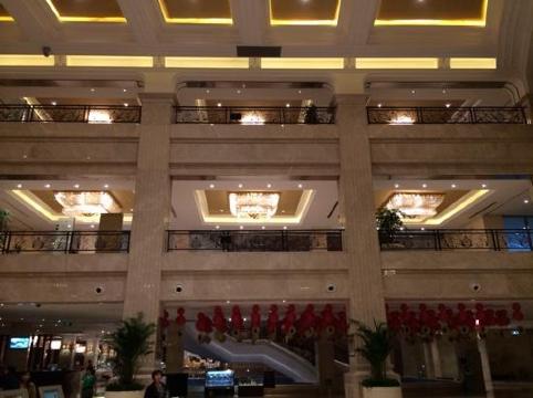 余坤开元大酒店-客卧